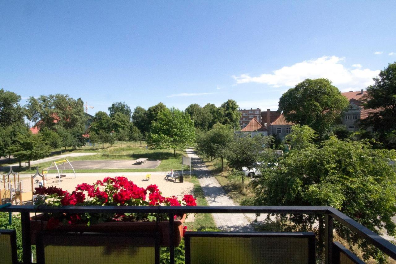 Apartament Prowansalski Z Miejscem Parkingowym Гданьск Экстерьер фото